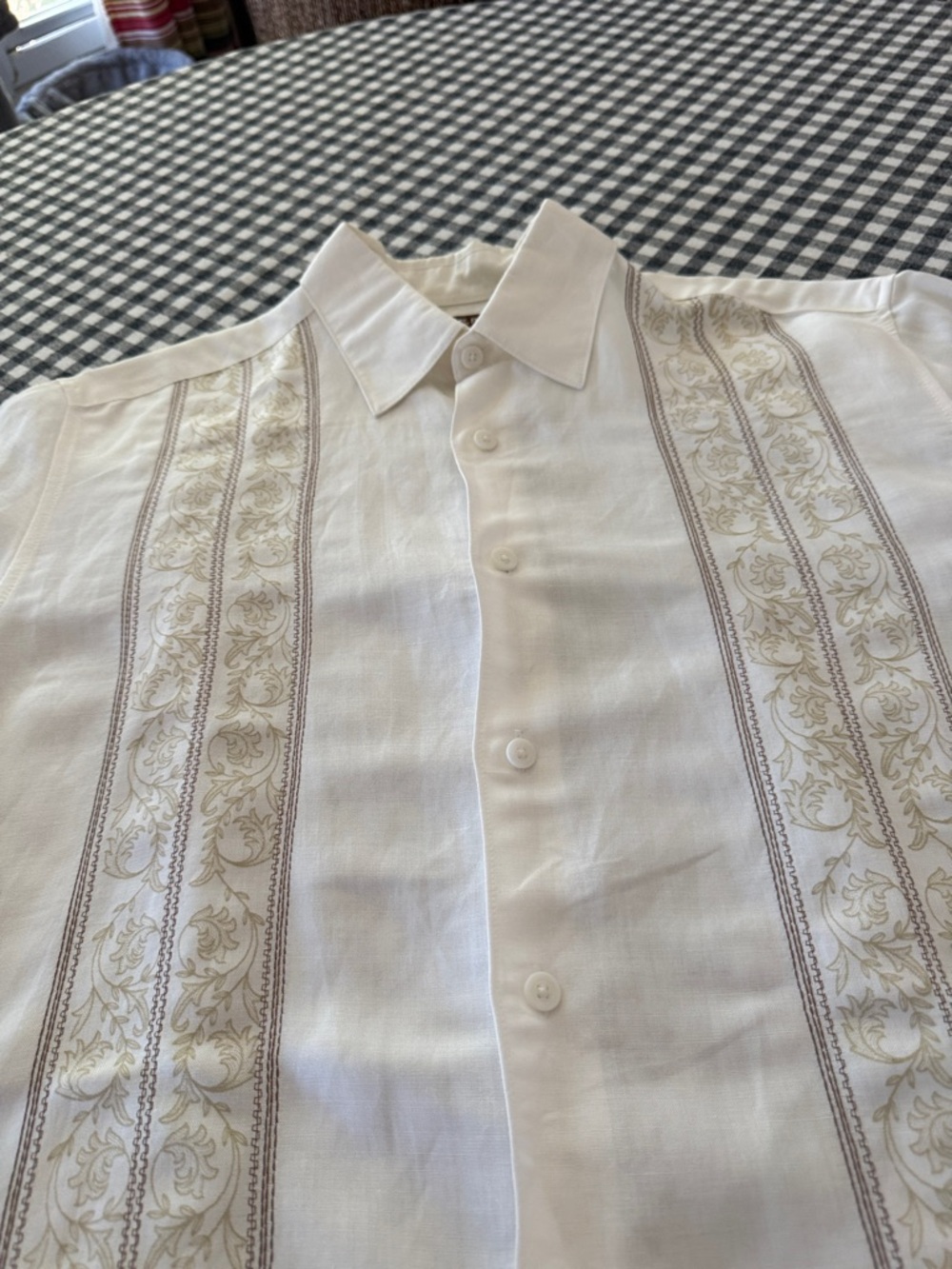 Cubavera White Short-Sleeve Embroidered Guayabera-Style Shirt - Picture 4 of 4
